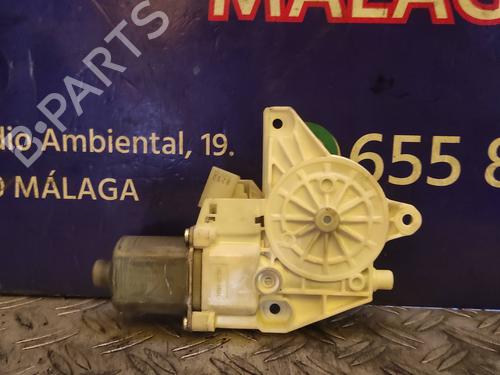 Rudehejsemotor forskærm højre MERCEDES-BENZ C-CLASS (W204) C 320 CDI (204.022) (224 hp) 17508104