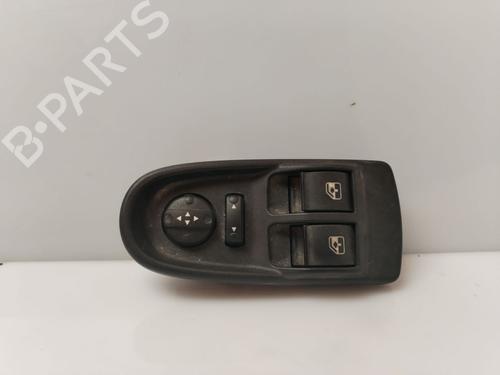 Used Left front window switch Left front window switch IVECO DAILY V Platform/Chassis 26L11, 29L11, 29S11, 35C11D, 35S11, 40C11 (106 hp) 34450371 34450371
