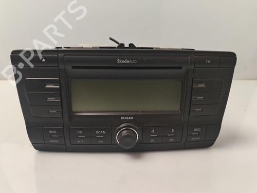 Used Radio Radio SKODA OCTAVIA II Combi (1Z5) 1.9 TDI (105 hp) 34355231 34355231