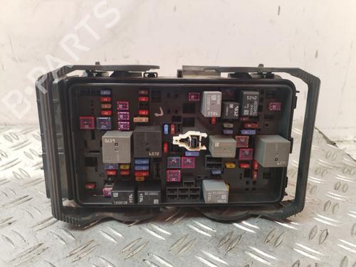 Sikringsdåse OPEL INSIGNIA B Sports Tourer (Z18) [2017-2025]  30945385