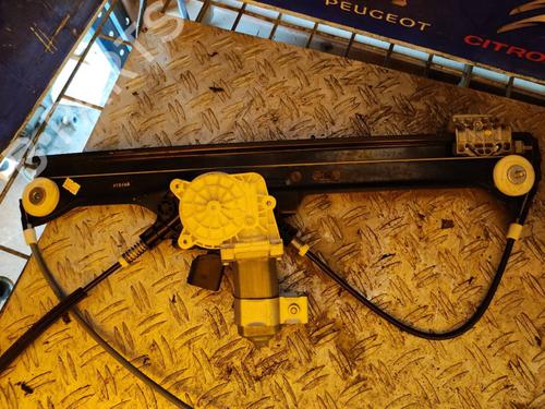 Front right window mechanism BMW 5 (E60) 530 d | BP17499736C23