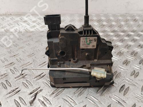 Used Front right lock OPEL MERIVA B MPV (S10) [2010-2017]  30943822