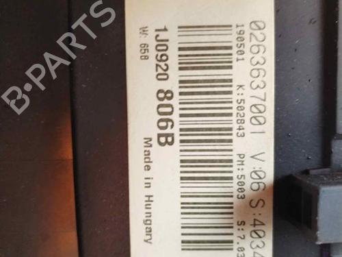 Instrument cluster VW GOLF IV (1J1) 1.6 | BP18029893C47