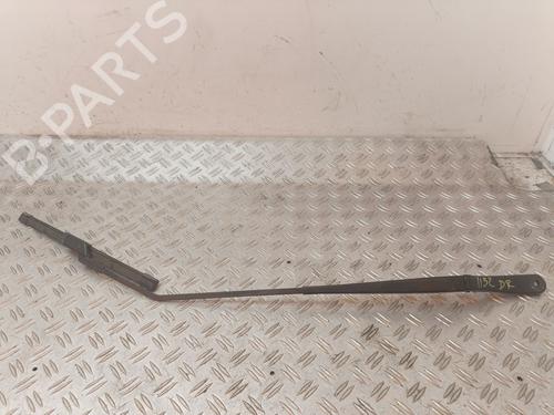 Used Front windshield wiper arm FORD FIESTA VII (HJ, HF) 1.0 EcoBoost (101 hp) 30943363