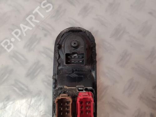 Left front window switch RENAULT MASTER II Van (FD) 3.0 dCi 140 (FD0T, FD0S, FD2T, FD3S, FD8S) | BP35948164I27 - Image 2