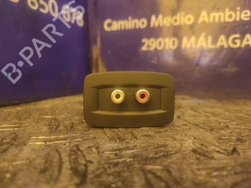 Used Electronic module RENAULT MASTER III Van (FV) 2.3 dCi 110 FWD (FV0R, FV0W, FV1A) (110 hp) 17507988