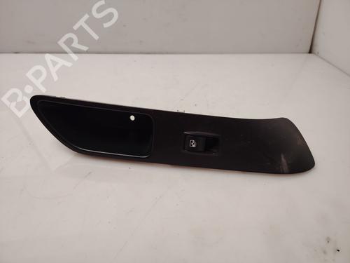 right-front-window-switch-iveco-daily-vi-platformchassis-2014-32709021 main image