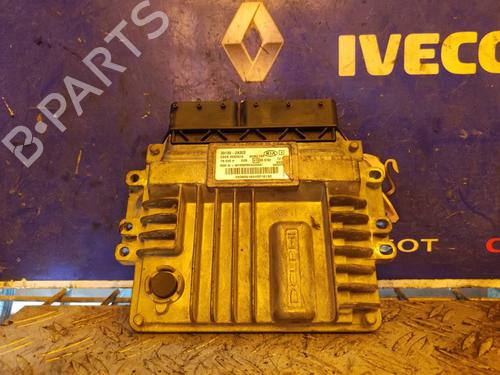 Used Engine control unit (ECU) Engine control unit (ECU) KIA VENGA (YN) [2010-2019] 33215886 33215886