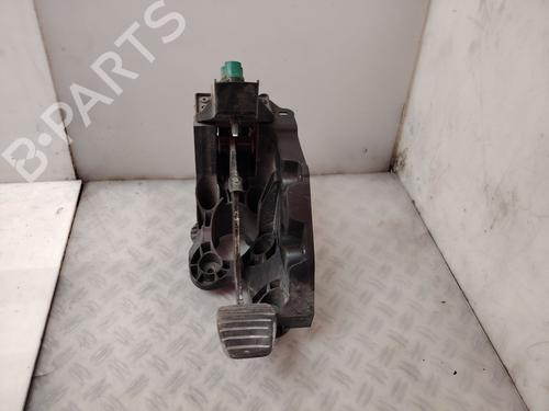 break-pedal-renault-trafic-iii-van-fg_-2014-36277031 main image