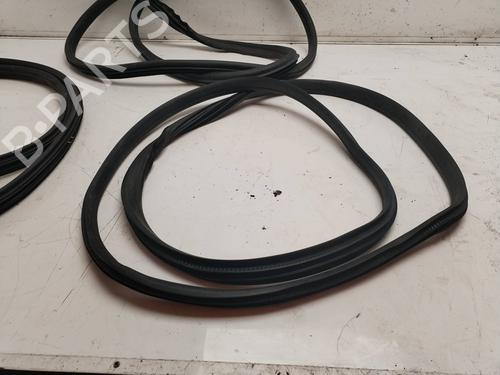 Rubber door seal CITROËN BERLINGO MULTISPACE (B9) 1.6 HDi 75 16V | BP17505124C142 