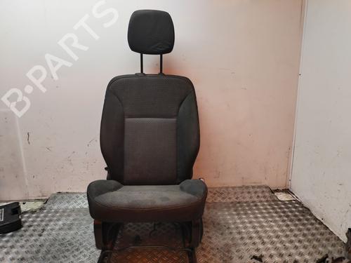 Used Right front seat MERCEDES-BENZ CITAN Mixto (Double Cabin) (W415) 109 CDI (415.603, 415.605) (90 hp) 30943975