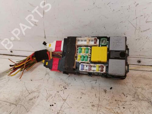 Caja reles / fusibles CITROËN C4 Grand Picasso II (DA_, DE_) [2013-2025]  17859629