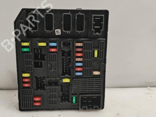 Used Fuse box RENAULT SCÉNIC III (JZ0/1_) [2008-2016]  23781033