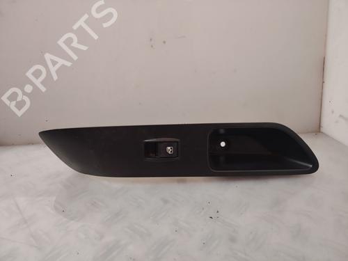 Used Right front window switch Right front window switch IVECO DAILY VI Platform/Chassis [2014-2026] 35820559 35820559