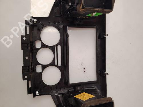 luftventil-nissan-nv200-evalia-bus-2010-31584920 main image