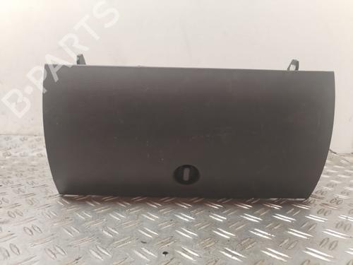 Used Glove box NISSAN CABSTAR (F24M, F24W) 28.12 DCI, 32.12 DCI, 34.12 DCI, 35.12 DCI 2.5 (F24M) (122 hp) 26334848