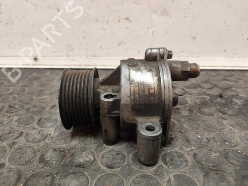 Used Vacuum pump FORD TRANSIT Van (FA_ _) 2.4 DI RWD (FAA_, FAB_, FAC_, FAD_) (75 hp) 30942697