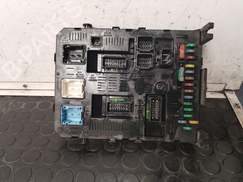 Sikringsdose CITROËN C4 Grand Picasso I (UA_) 2.0 HDi 165 (163 hp) 17503943