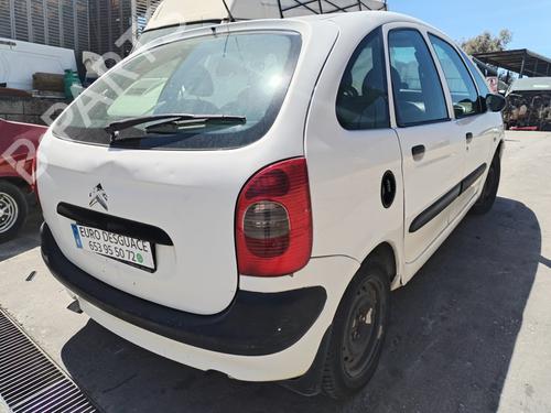 Fuse box CITROËN XSARA PICASSO (N68) 1.6 HDi | BP18294286E1