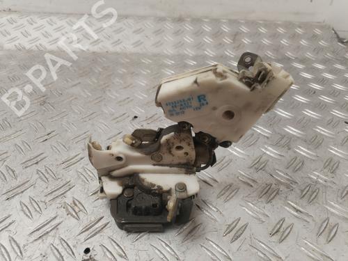 Højre bagtil lås NISSAN TERRANO II (R20) [1992-2007]  30945010