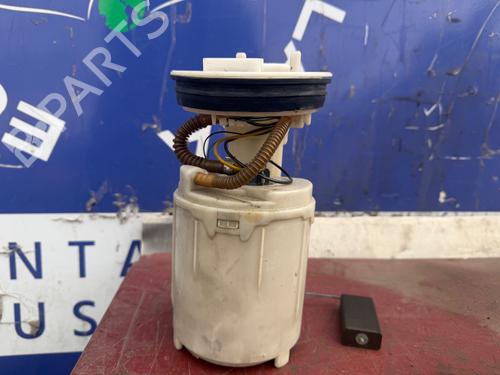 Used Fuel pump VW POLO IV (9N_, 9A_) 1.4 16V (75 hp) 30946942