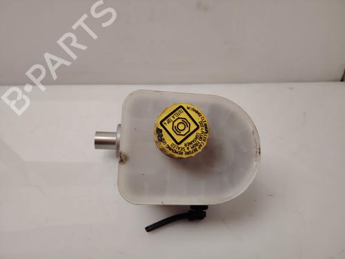 Used Brake master cylinder Brake master cylinder IVECO DAILY VI Platform/Chassis [2014-2026] 33274757 33274757