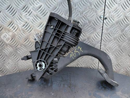 Used Clutch pedal Clutch pedal 38939129 38939129