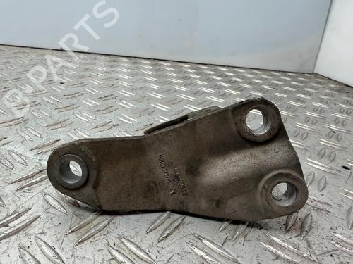 Used Support RENAULT MEGANE II (BM0/1_, CM0/1_) 1.5 dCi (BM0F, BM0T, BM2B, CM0F, CM0T) (82 hp) 30946573
