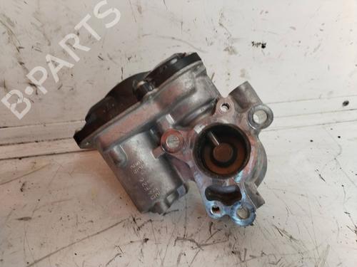 Used Throttle body RENAULT RAPID Box Body/MPV (F40_, G40_) [1985-2001]  17505240