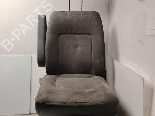 Used Left front seat RENAULT MASTER II Van (FD) 2.5 dCi (FD01, FD02, FD21, FD22, FD31, FD32, FD3Y, FD71,... (120 hp) 30947280