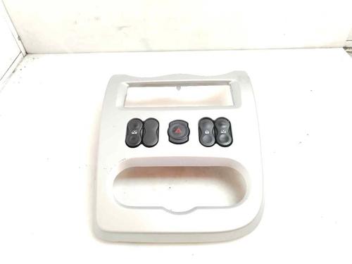 Used Warning switch DACIA SANDERO 1.2 16V (75 hp) 21604939