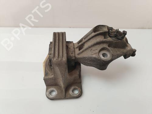Used Engine mount RENAULT MEGANE III Grandtour (KZ0/1) [2008-2016]  30946812