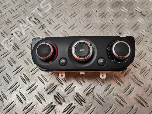 AC Styreenhet / Manøvreringsenhet RENAULT CLIO IV (BH_) [2012-2021]  24507578