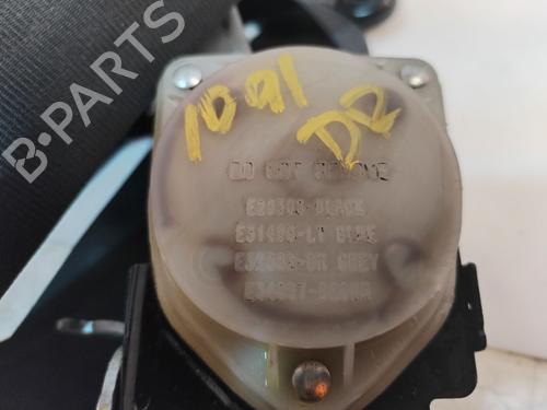 Sikkerhedssele foran højre CHRYSLER VOYAGER IV (RG, RS) 2.8 CRD (150 hp) 30942893