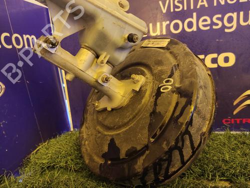 Used Servo brake RENAULT TRAFIC II Van (FL) [2001-2025]  17507183