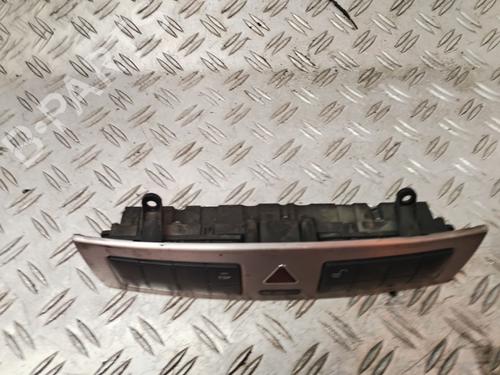 Warnblinkschalter MERCEDES-BENZ C-CLASS Coupe (CL203) C 200 CDI (203.707) | BP30944435I22