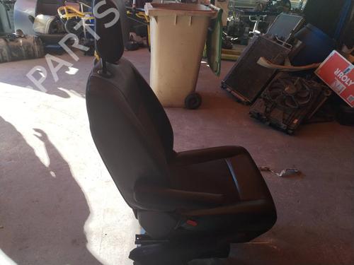 Stol venstre foran TOYOTA PROACE VERSO Bus (MPY_) | BP17503819C15