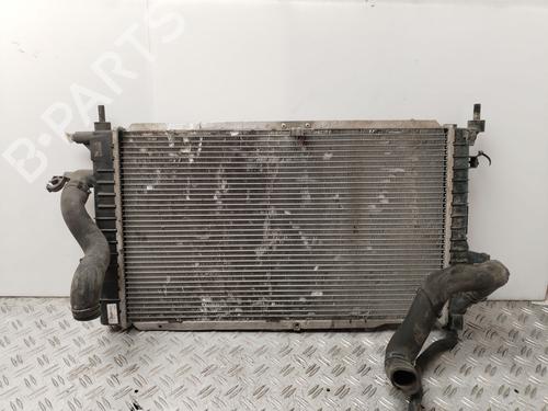 Used Water radiator OPEL ZAFIRA / ZAFIRA FAMILY B (A05) [2005-2019]  30947052