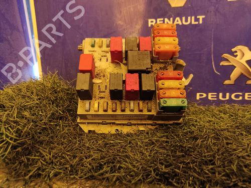 Used Fuse box PEUGEOT BOXER Van 2.2 HDi 120 (120 hp) 17507371