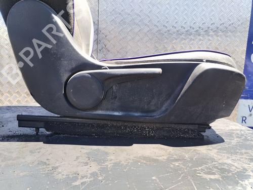 Right front seat RENAULT TWINGO III (BCM_, BCA_) 0.9 TCe 110 | BP35955126C16  - Image 9