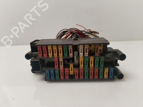 Used Fuse box PEUGEOT 306 Break (7E, N3, N5) 1.9 D (69 hp) 30946235