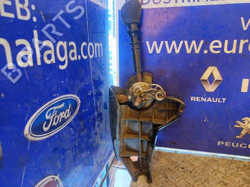 Used Gear lever RENAULT MASTER III Van (FV) 2.3 dCi 125 RWD (FV0C, FV0D, FV0H, FV0J, FV0A, FV0K) (125 hp) 17499834