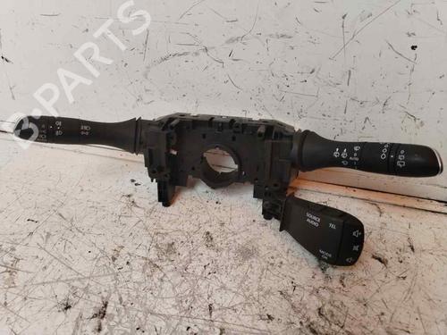 Used Switch RENAULT MEGANE IV Hatchback (B9A/M/N_) 1.2 TCe 130 (B9MR) (130 hp) 17986945