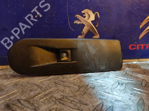 Used Right front window switch RENAULT CLIO IV (BH_) [2012-2021]  17499973