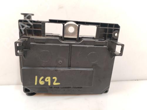 Used Fuse box Fuse box PEUGEOT 407 SW (6E_, 6D_) [2004-2011] 33852785 33852785