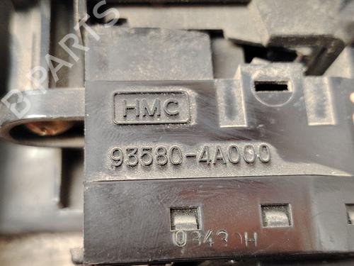 Right front window switch HYUNDAI H-1 Van (A1) | BP32360843I26