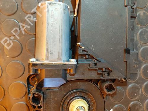 Right front window motor VW TOUAREG (7LA, 7L6, 7L7) 3.0 V6 TDI | BP17501732E20 