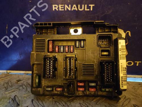 Used Fuse box CITROËN XSARA PICASSO (N68) 2.0 HDi (90 hp) 17500193