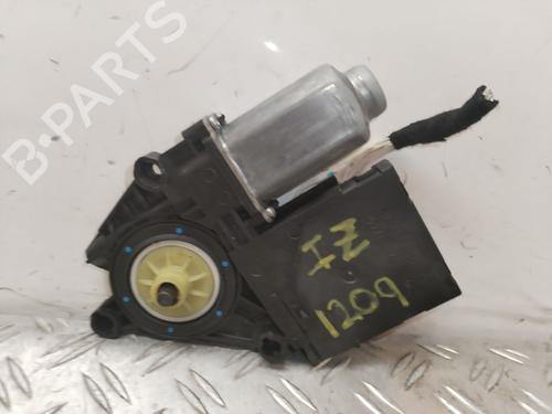 Used Left front window motor VW CADDY III MPV (2KB, 2KJ, 2CB, 2CJ) 1.6 TDI (102 hp) 25863087