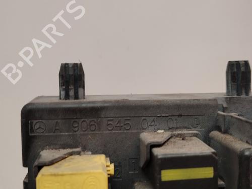 Fuse box VW CRAFTER 30-50 Van (2E_) 2.0 TDI | BP37672299E1 - Image 2